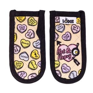 Lodge Conversation Heart Handle Holders